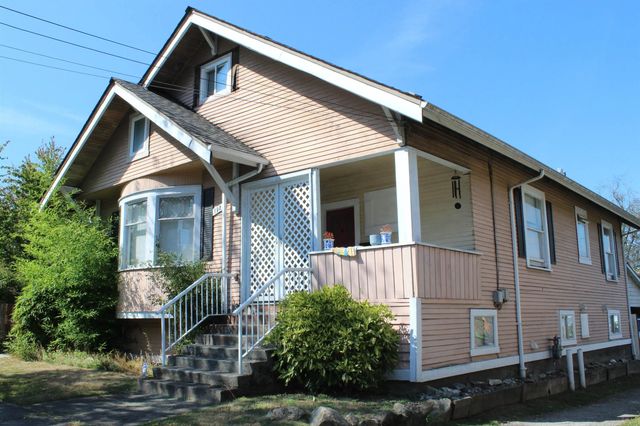 1925 Adanac Street, Vancouver