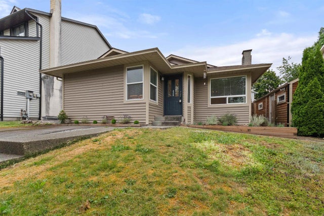 828 Nicolum Court, North Vancouver