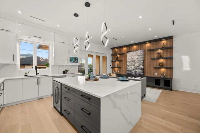 4346 Pender Street, Burnaby