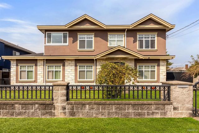 6643 Imperial Street, Burnaby