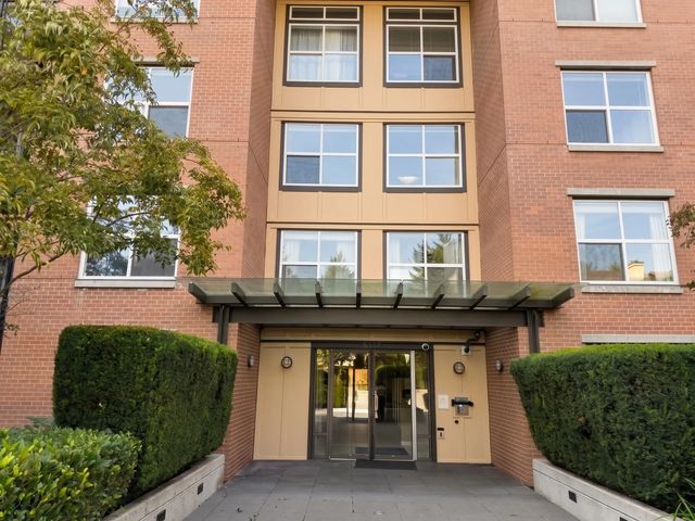 10707 139 Street 115, Surrey