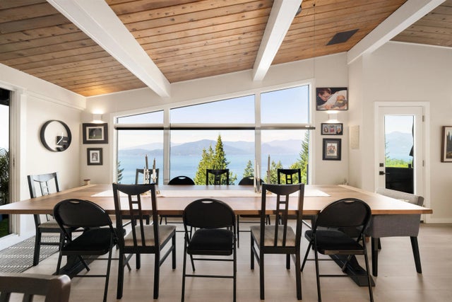 195 Kelvin Grove Way, Lions Bay