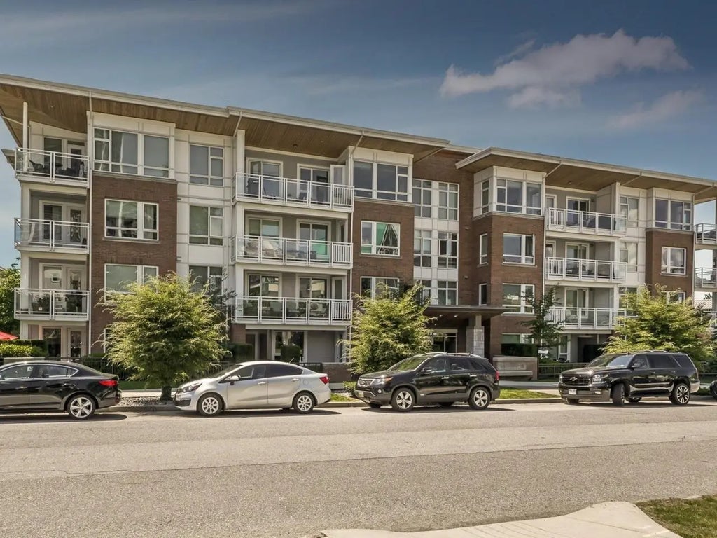 217 W 8th Street 307, North Vancouver