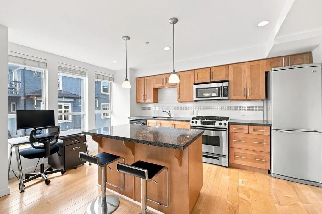 2626 Alberta Street 302, Vancouver