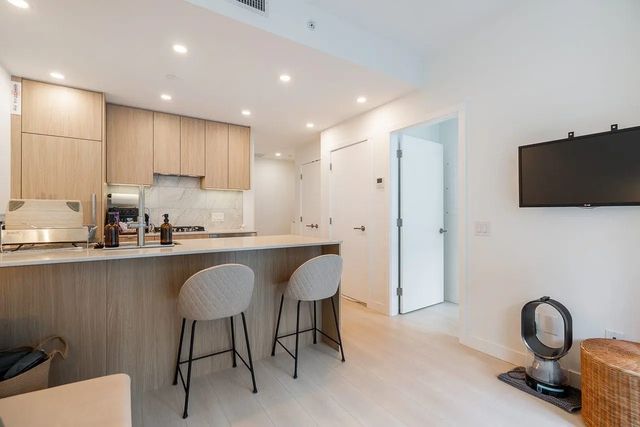 626 Claremont Street 708, Coquitlam