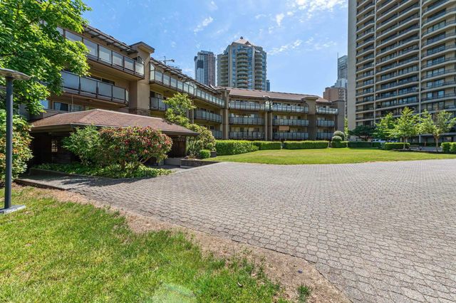 4373 Halifax Street 215, Burnaby