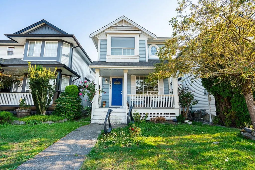 18456 65 Avenue, Surrey