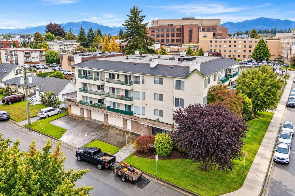45604 Brett Avenue 205, Chilliwack