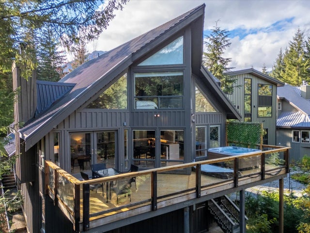 6252 Palmer Drive, Whistler