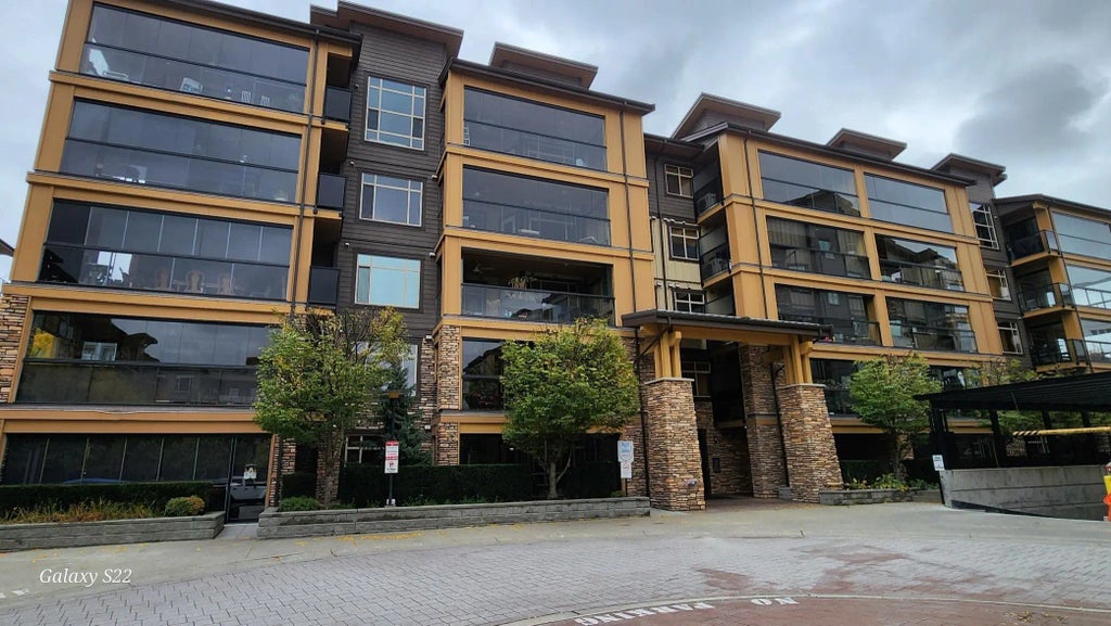 8218 207a Street A206, Langley