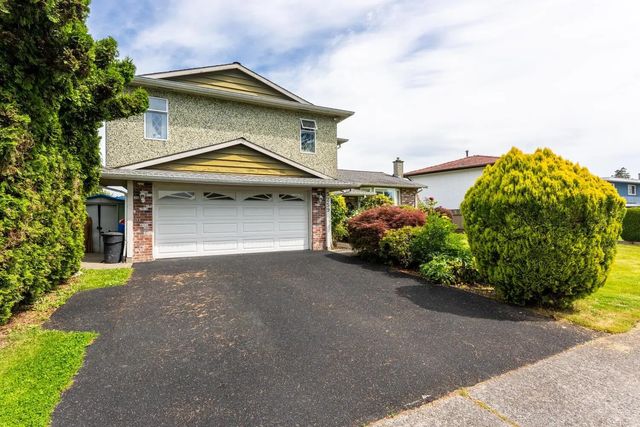 5259 Oak Place, Delta