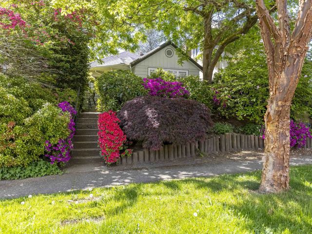 4518 W 12th Avenue, Vancouver