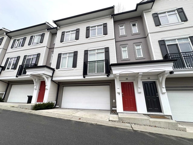 2070 Oak Meadows Drive 45, Surrey