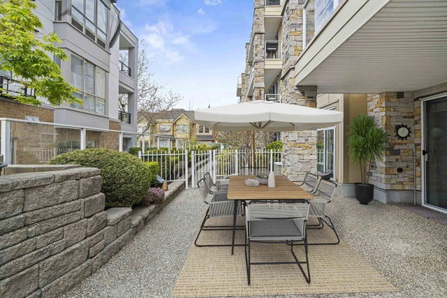 15164 Prospect Avenue 102, White Rock