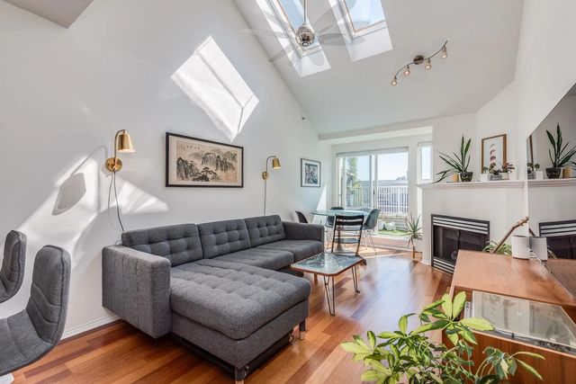 3939 Hastings Street 404, Burnaby