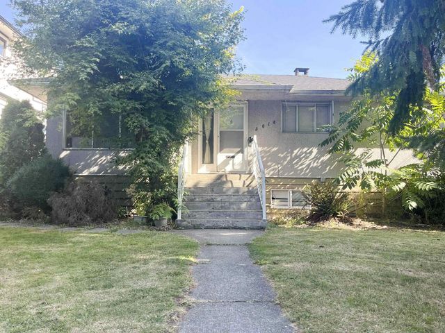 5010 Lorraine Avenue, Burnaby