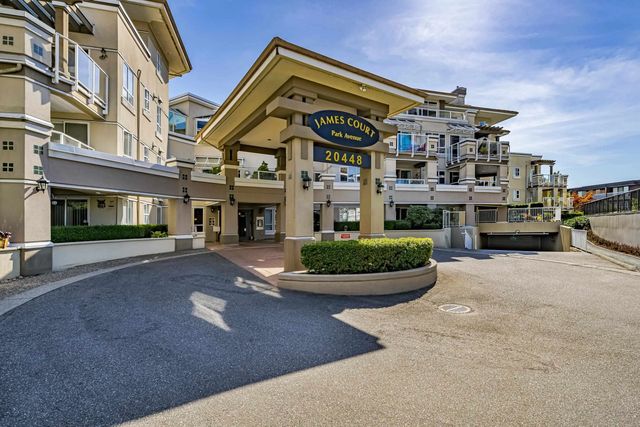 20448 Park Avenue 401, Langley