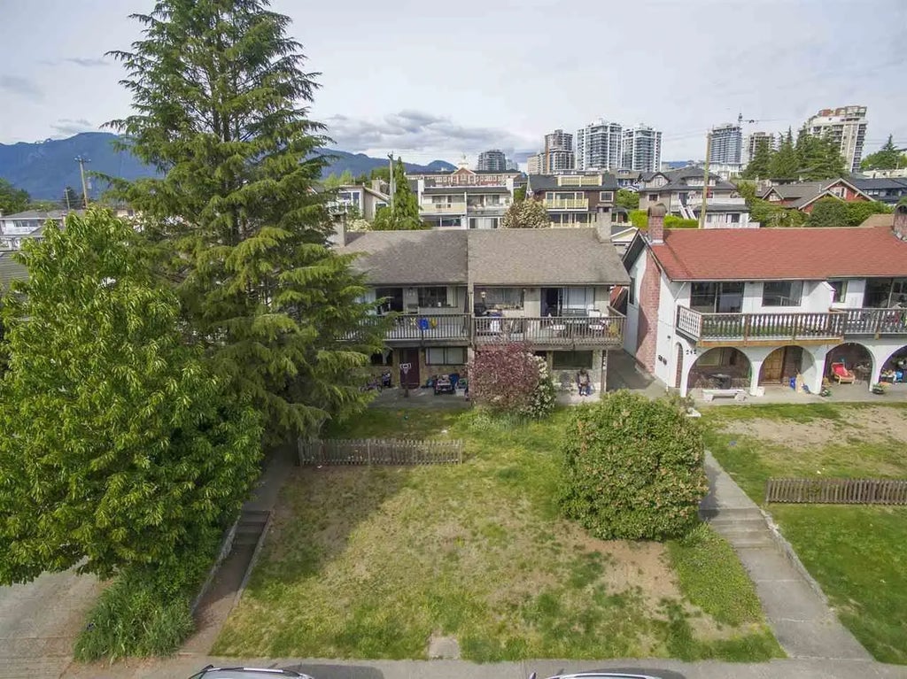 246 W 5th Street, North Vancouver