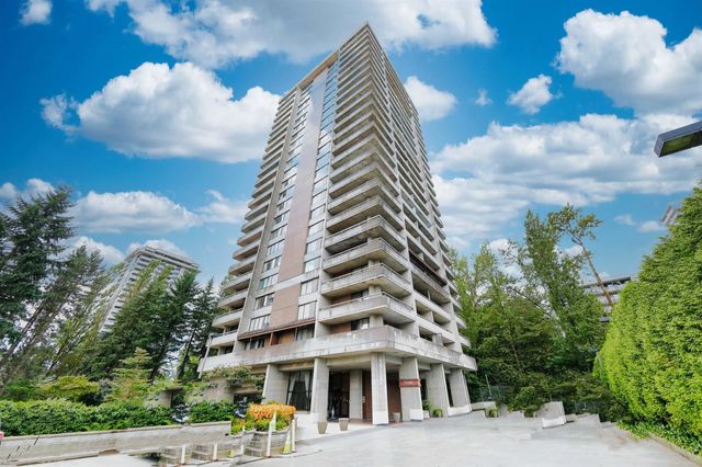 3737 Bartlett Court 504, Burnaby
