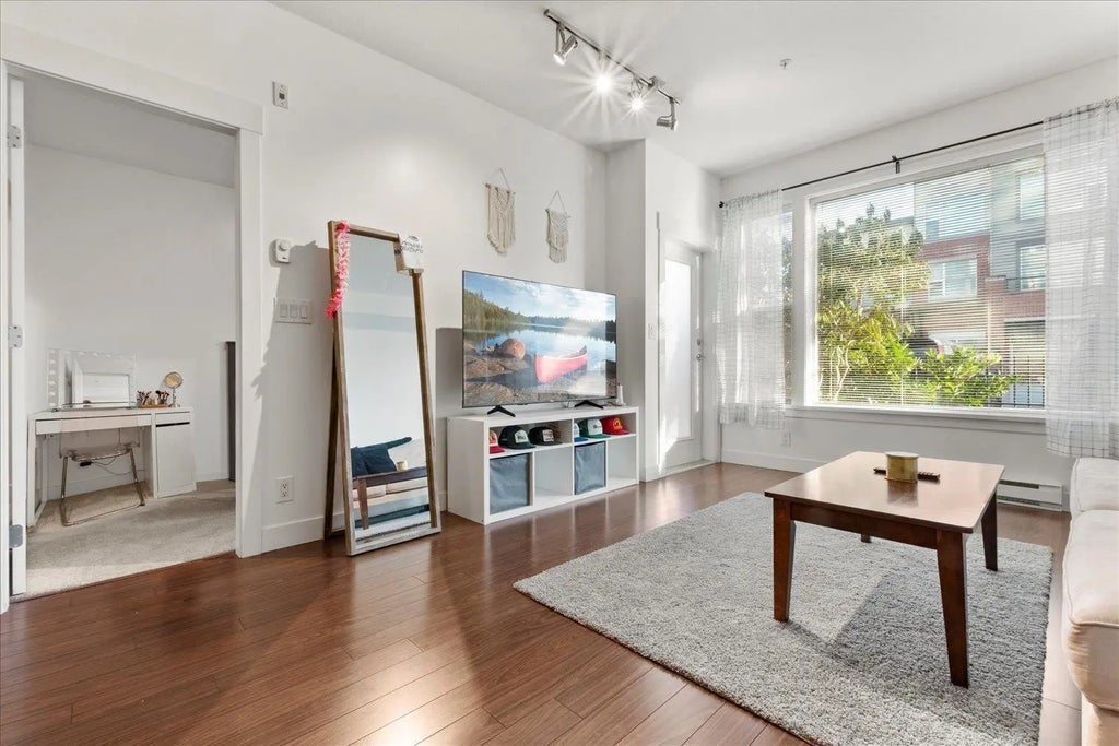 33539 Holland Avenue 105, Abbotsford