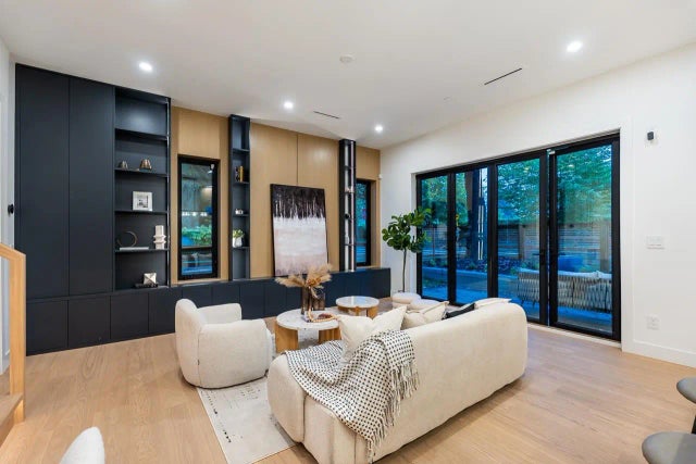 487 E 31st Avenue, Vancouver
