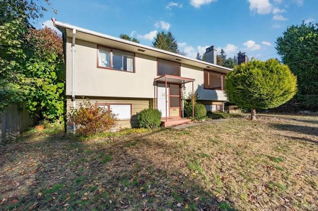 332 Laurentian Crescent, Coquitlam
