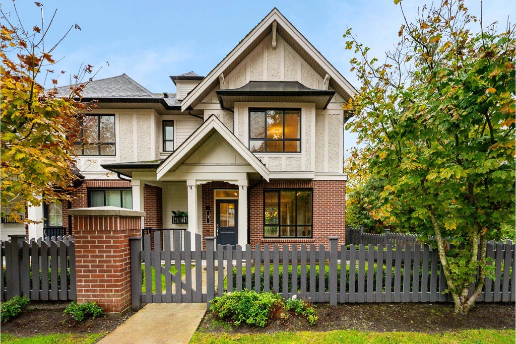 3500 Burke Village Promenade 1, Coquitlam