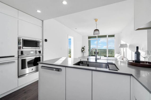 450 Westview Street 3009, Coquitlam