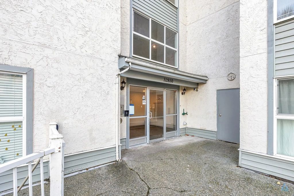 32850 George Ferguson Way 229, Abbotsford