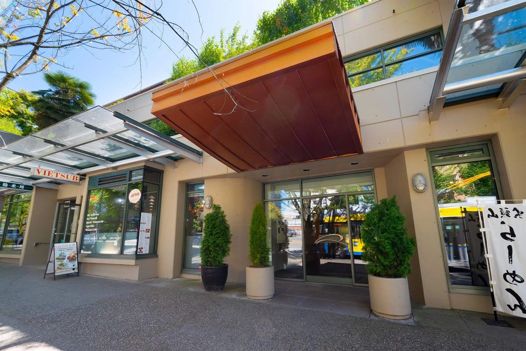 1688 Robson Street 202, Vancouver