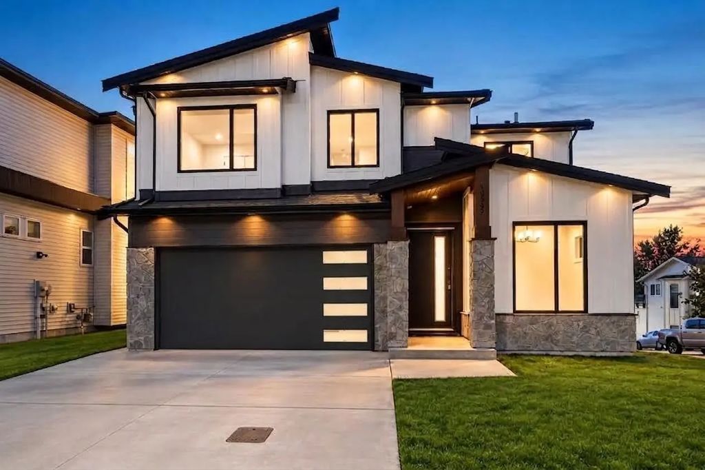 10545 Mcveety Street, Maple Ridge