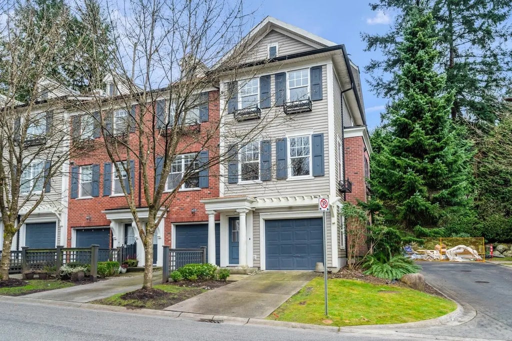 102 Fraser Street 32, Port Moody