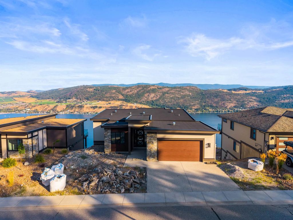 8940 Tavistock Road, No City Value