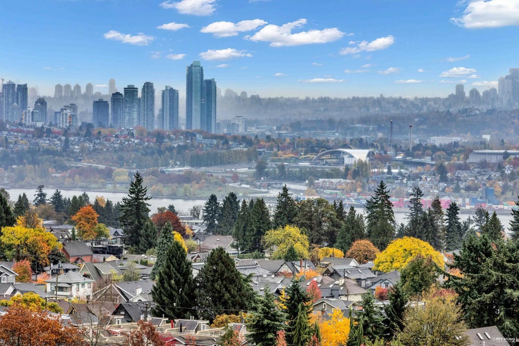 125 E 14th Street 1610, North Vancouver