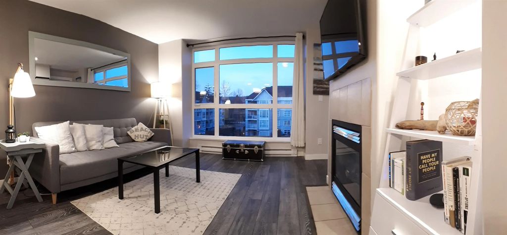 3122 St. Johns Street 205, Port Moody