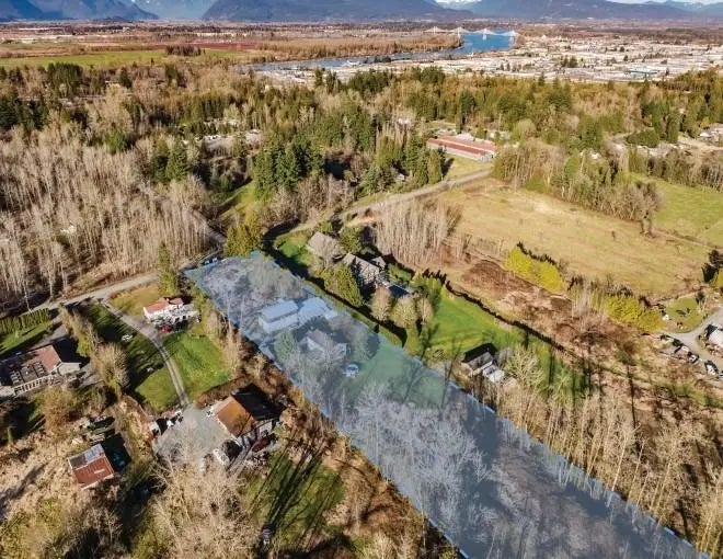 18190 92 Avenue, Surrey