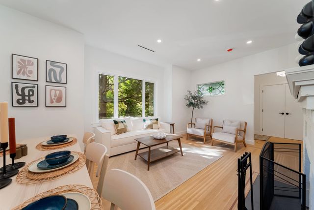 2280 Blenheim Street, Vancouver
