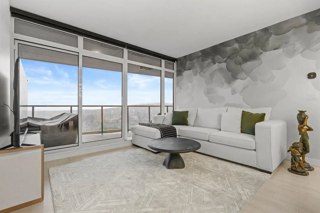 4880 Lougheed Highway 3203, Burnaby