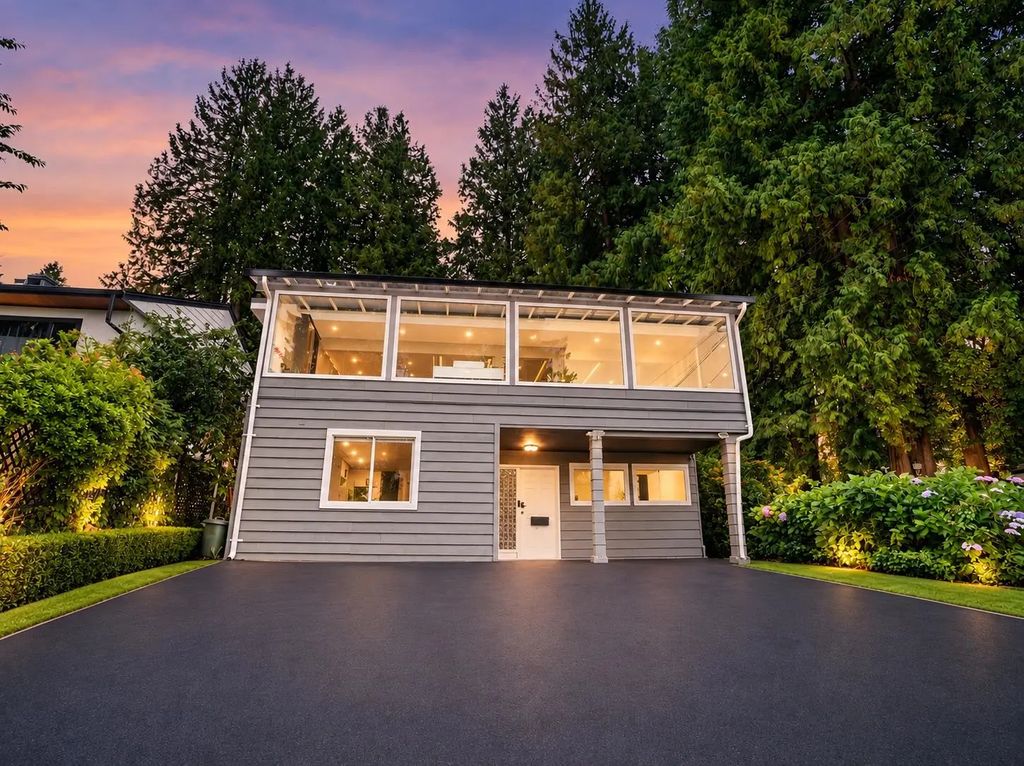 3570 Lonsdale Avenue, North Vancouver