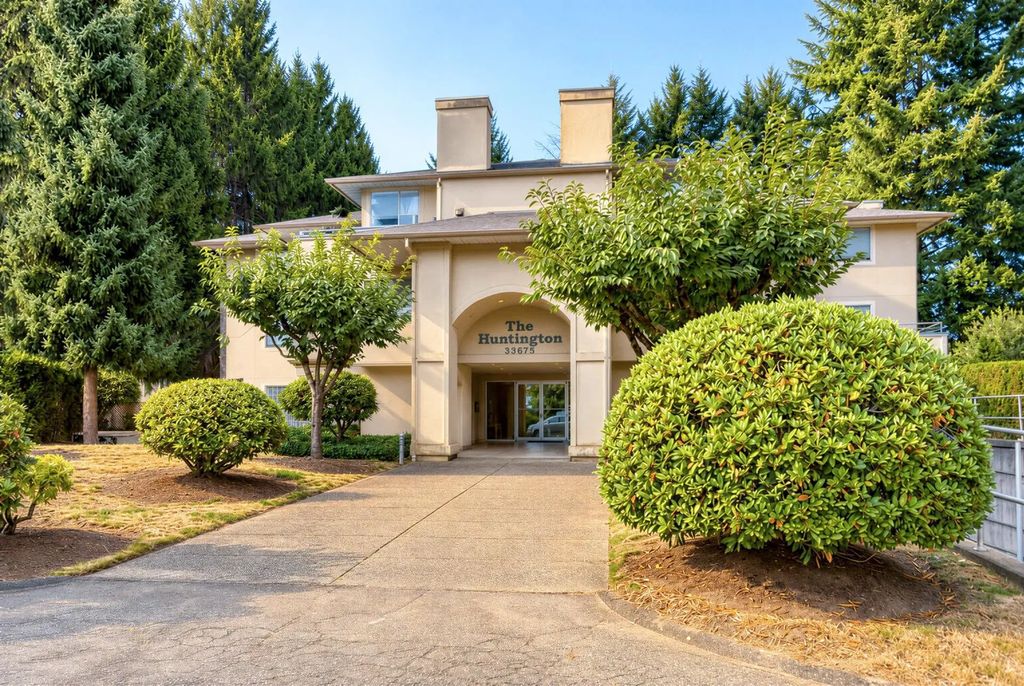 33675 Marshall Road 206, Abbotsford