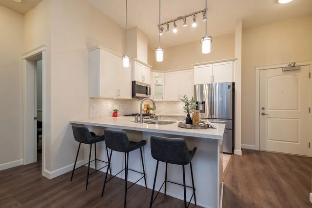 20325 85 Avenue 609, Langley