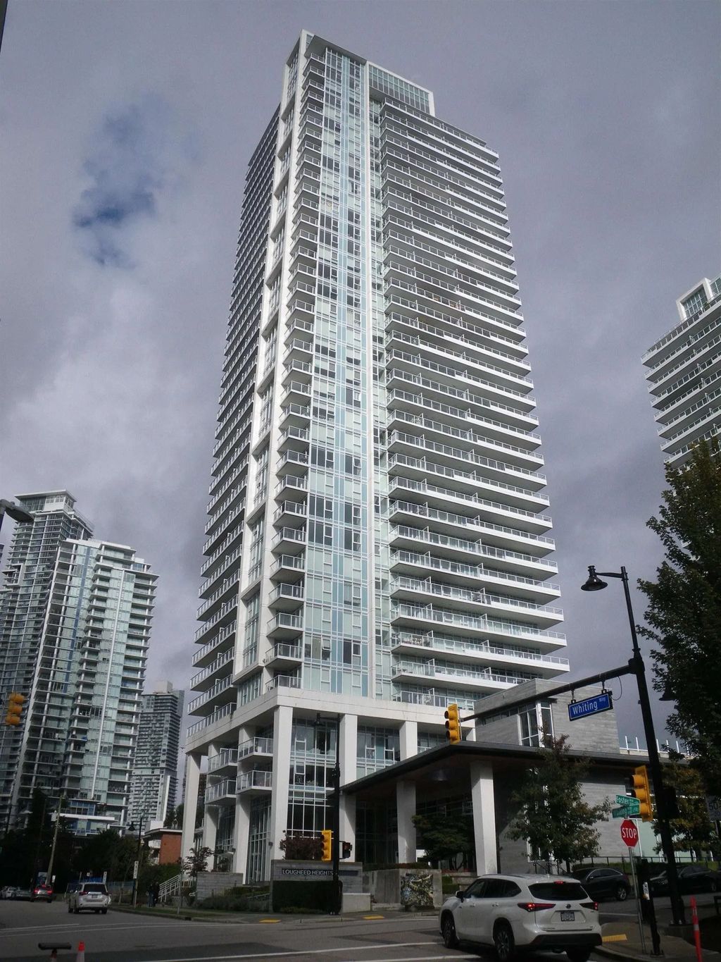 657 Whiting Way 2907, Coquitlam