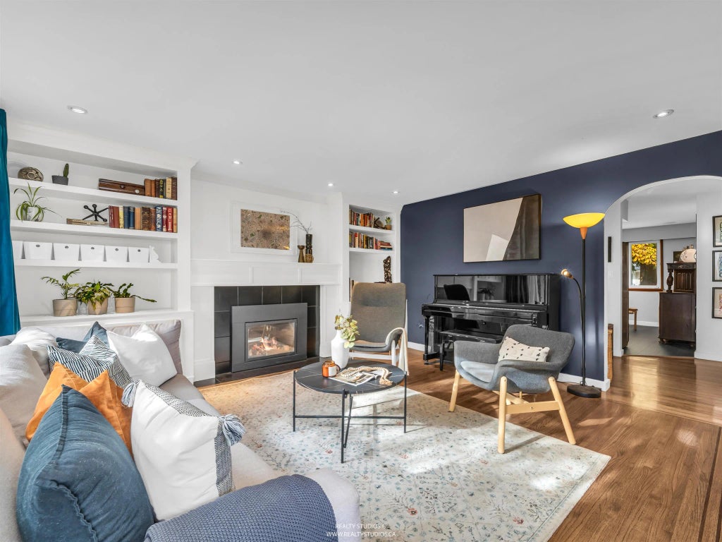 1327 E 29th Avenue, Vancouver