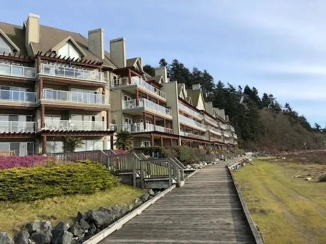 1120 Tsatsu Shores Drive #222, Tsawwassen