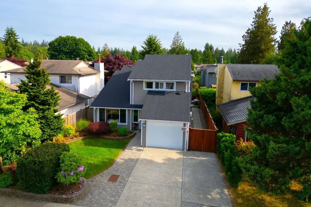3216 Savary Avenue, Coquitlam