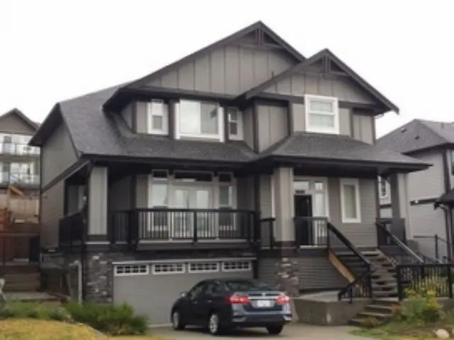 3517 Princeton Avenue, Coquitlam