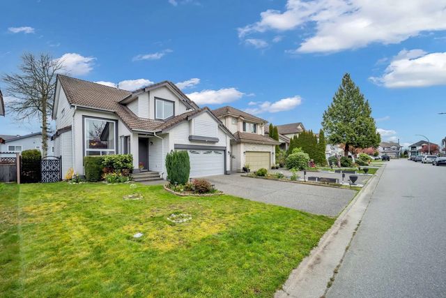 707 Omineca Avenue, Port Coquitlam