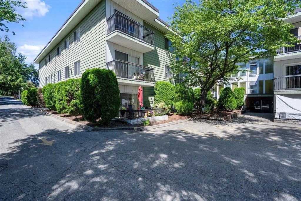 8635 120 Street 168c, Delta