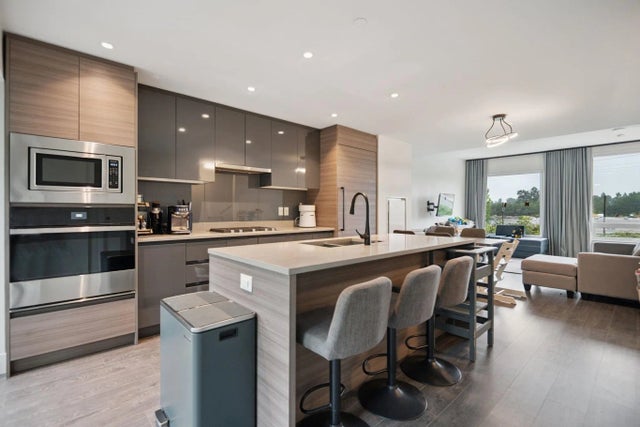 8589 Rivergrass Drive 6, Vancouver