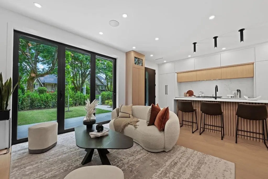 3880 W 23rd Avenue 1, Vancouver